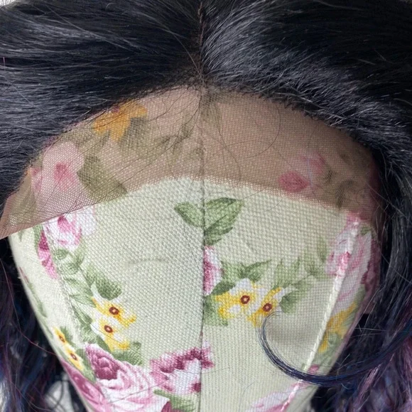ALA 14” BLUE OMBRE BOB WAVY LACE FRONT WIG💫 *NEW*